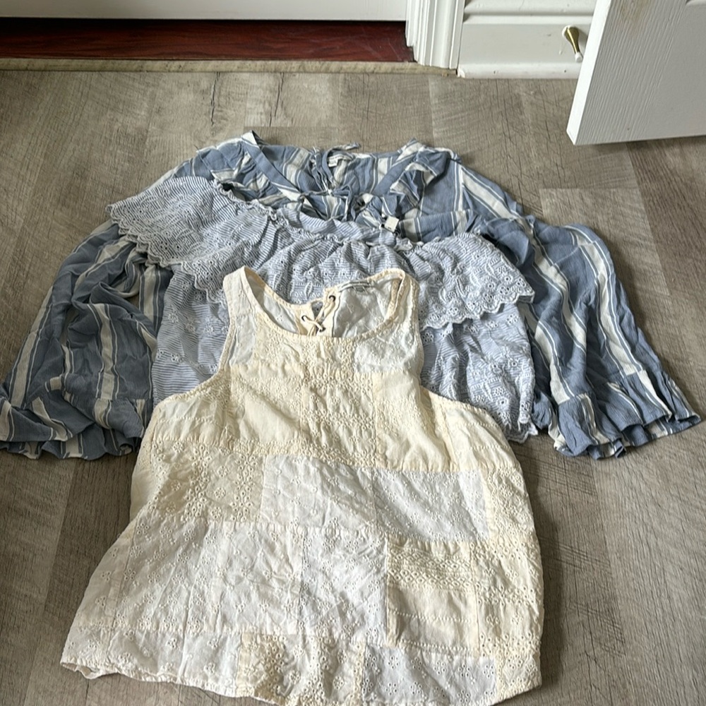 American Eagle Shirt Bundle size M